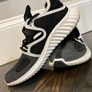 Adidas Bounce With Cutouts